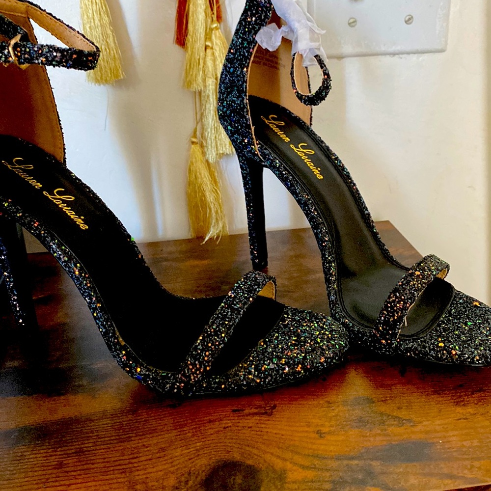 LAUREN LORRAINE Naomi  ankle strap Heels